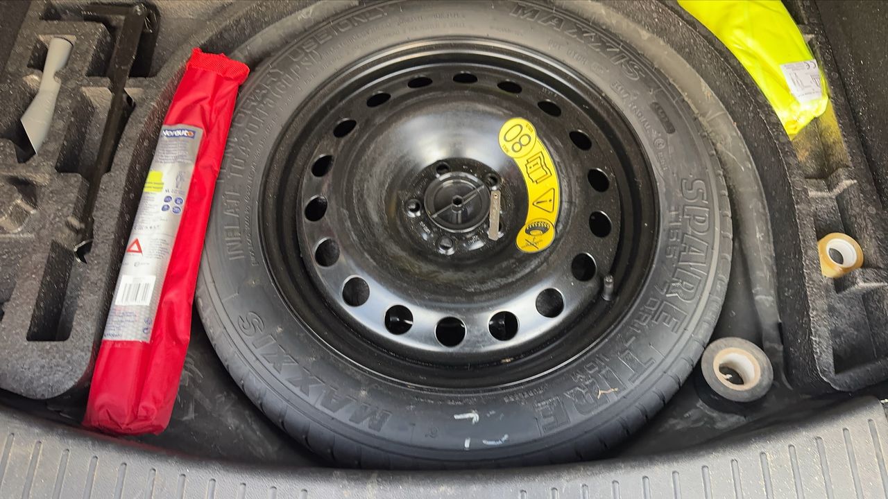 Photo de la roue de secours 1