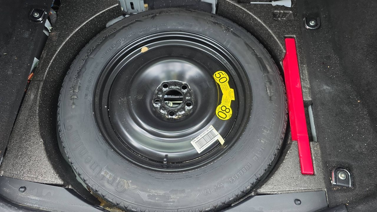 Photo de la roue de secours 1