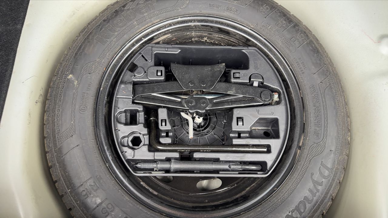 Photo de la roue de secours 1