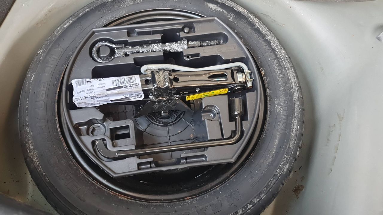 Photo de la roue de secours 1