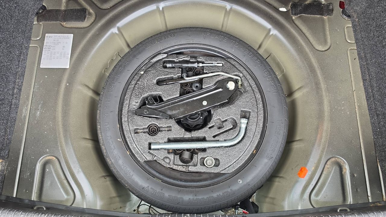 Photo de la roue de secours 1