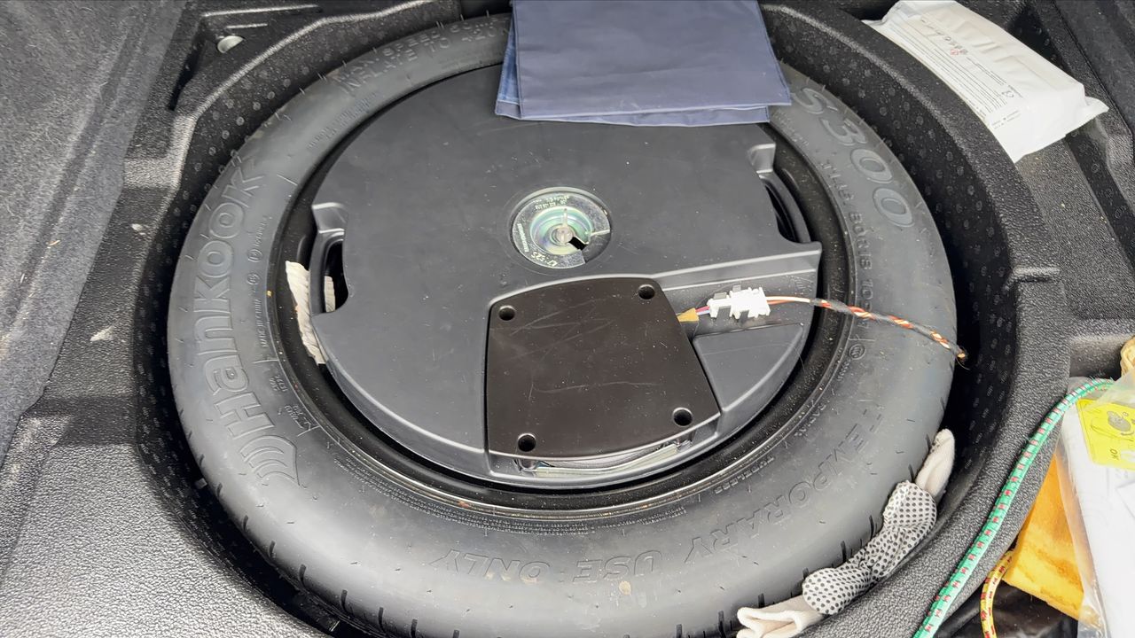 Photo de la roue de secours 1
