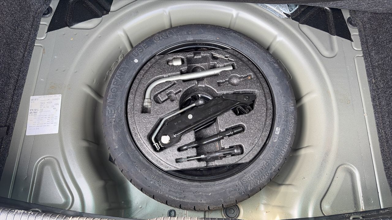 Photo de la roue de secours 1