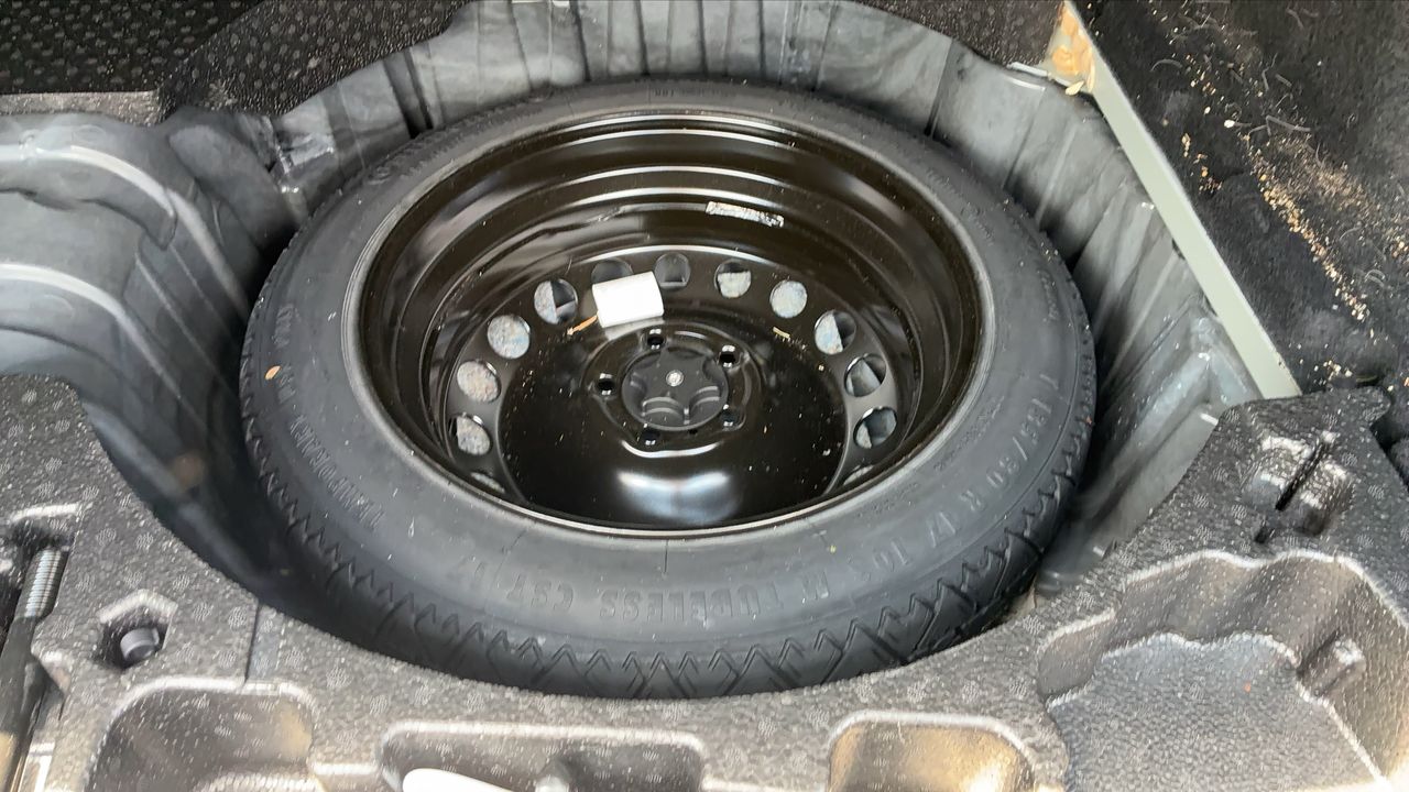Photo de la roue de secours 1