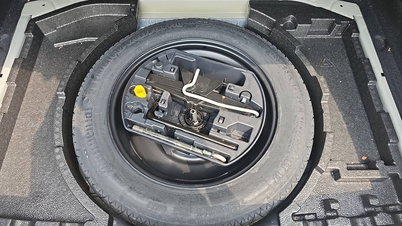 Photo de la roue de secours 1