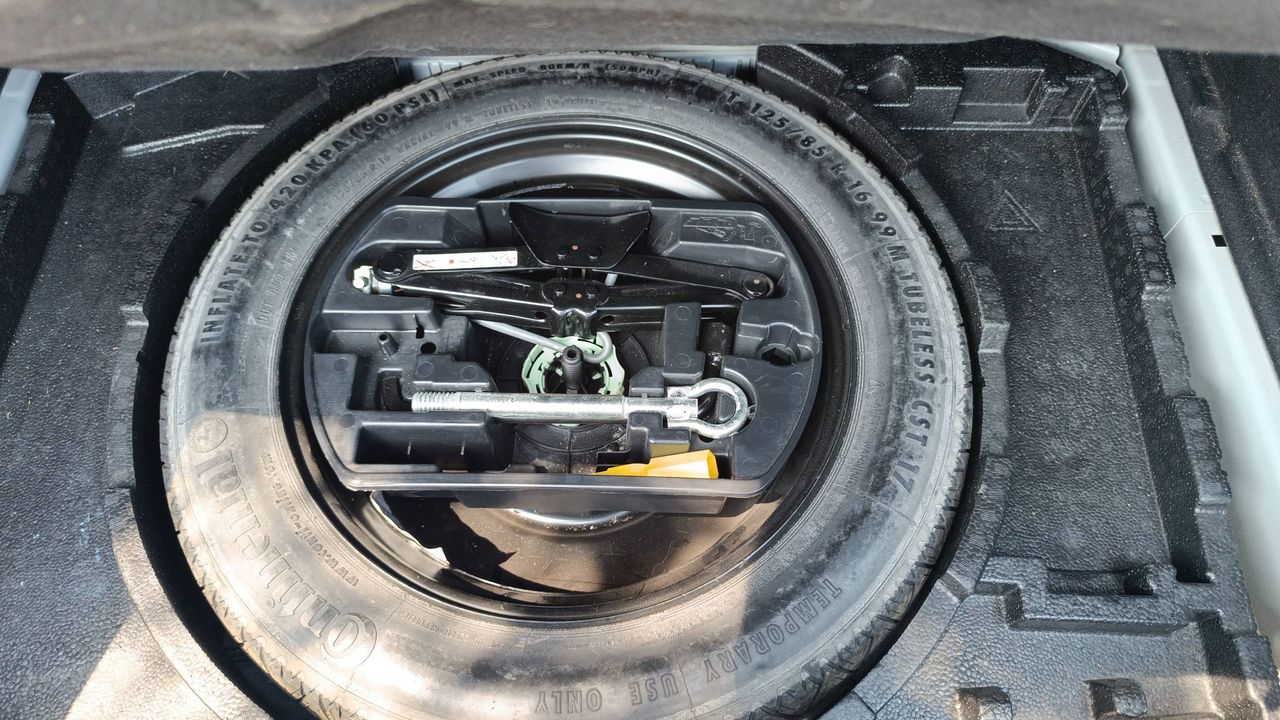 Photo de la roue de secours 1
