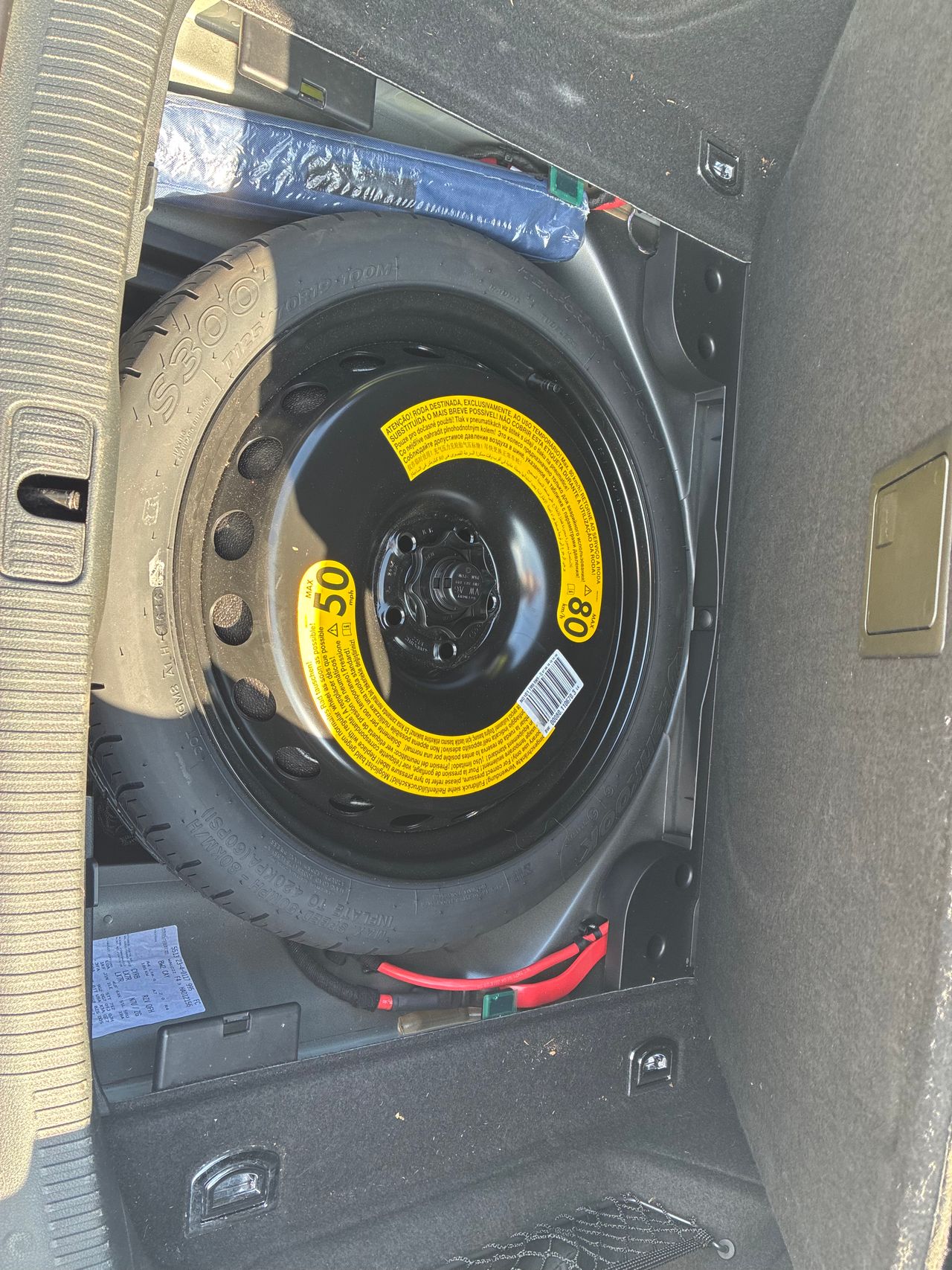 Photo de la roue de secours 1