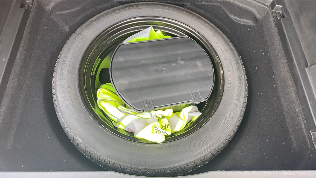 Photo de la roue de secours 1