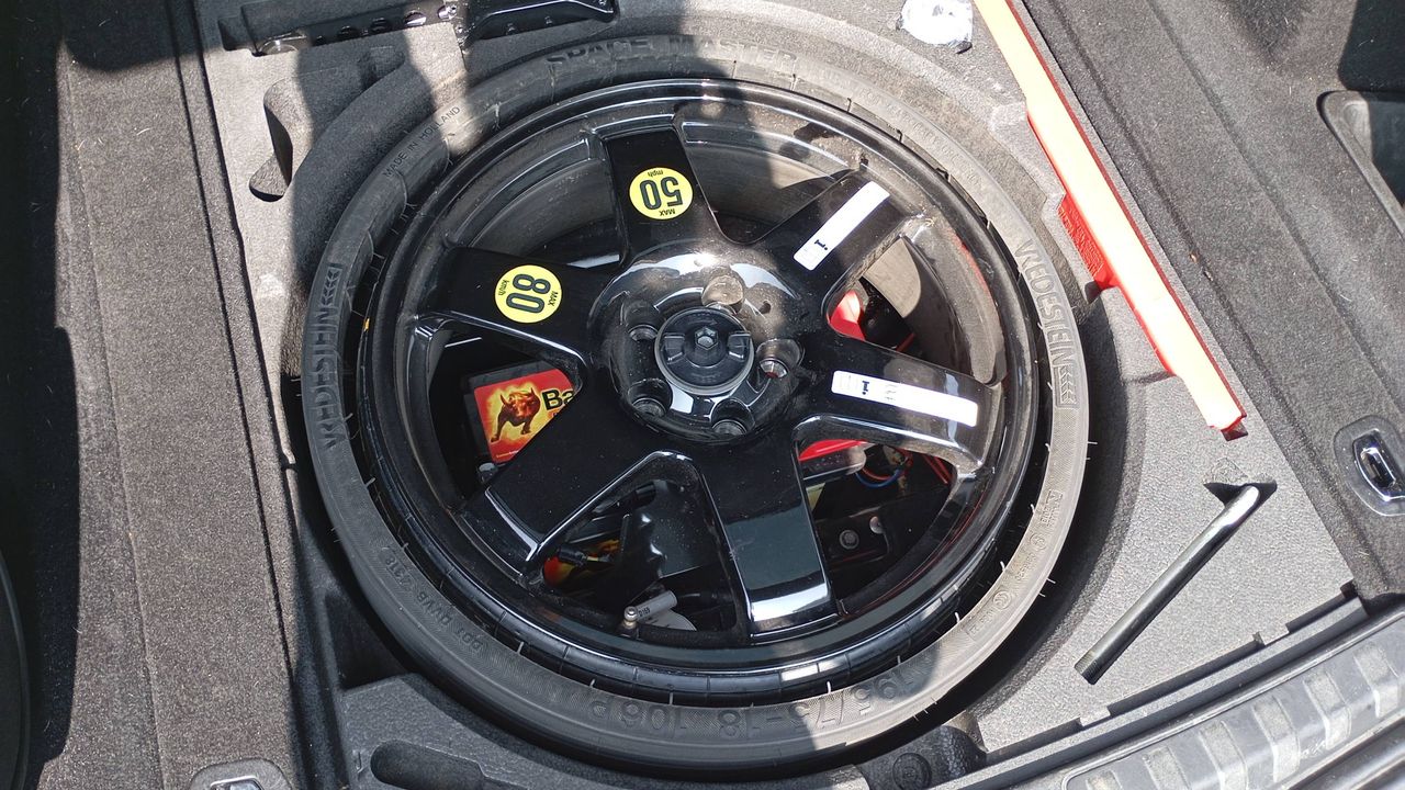Photo de la roue de secours 1