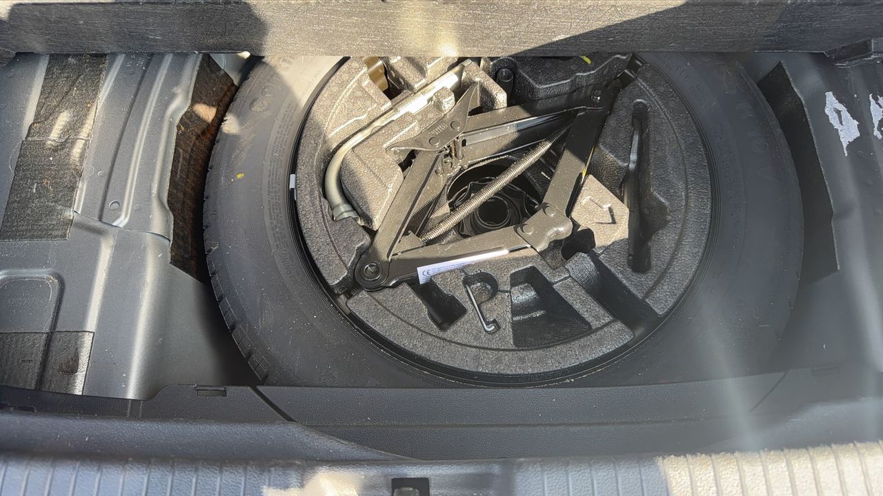 Photo de la roue de secours 1