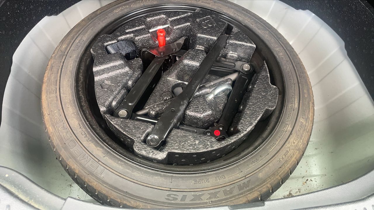 Photo de la roue de secours 1