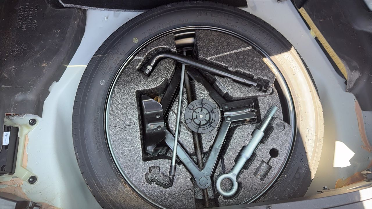 Photo de la roue de secours 1