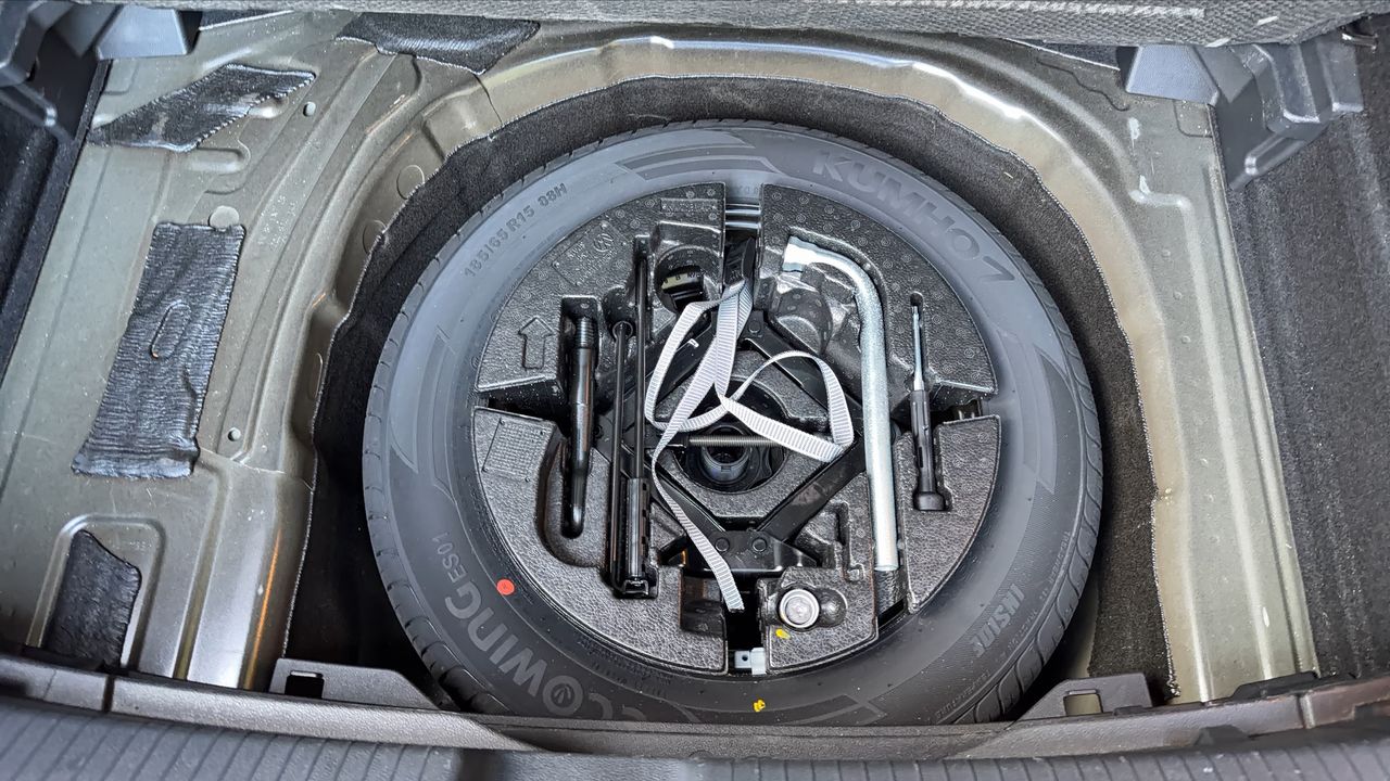 Photo de la roue de secours 1