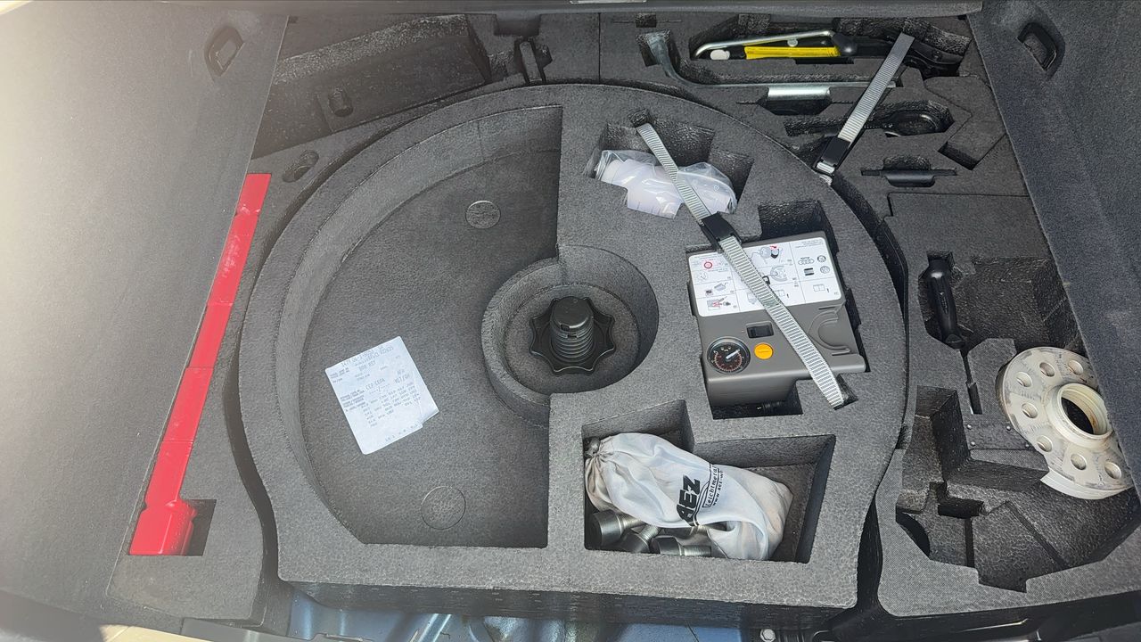 Photo de la roue de secours 1
