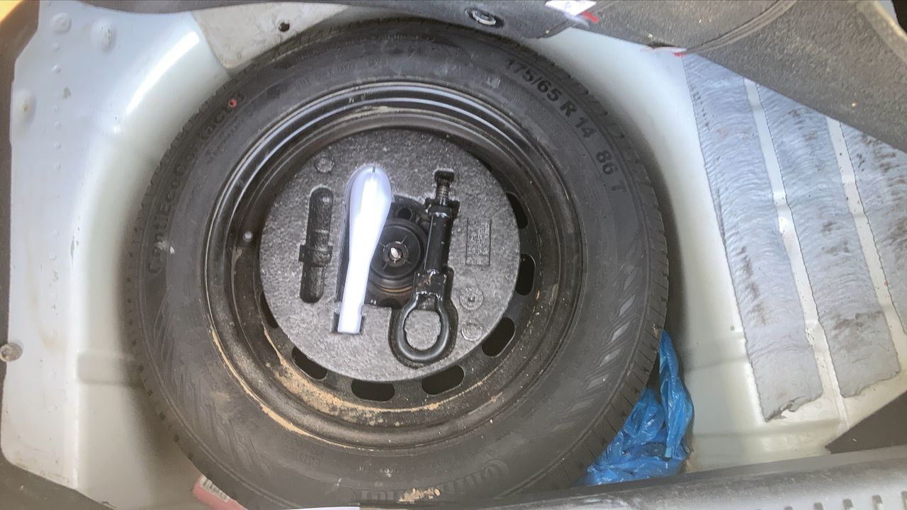 Photo de la roue de secours 1
