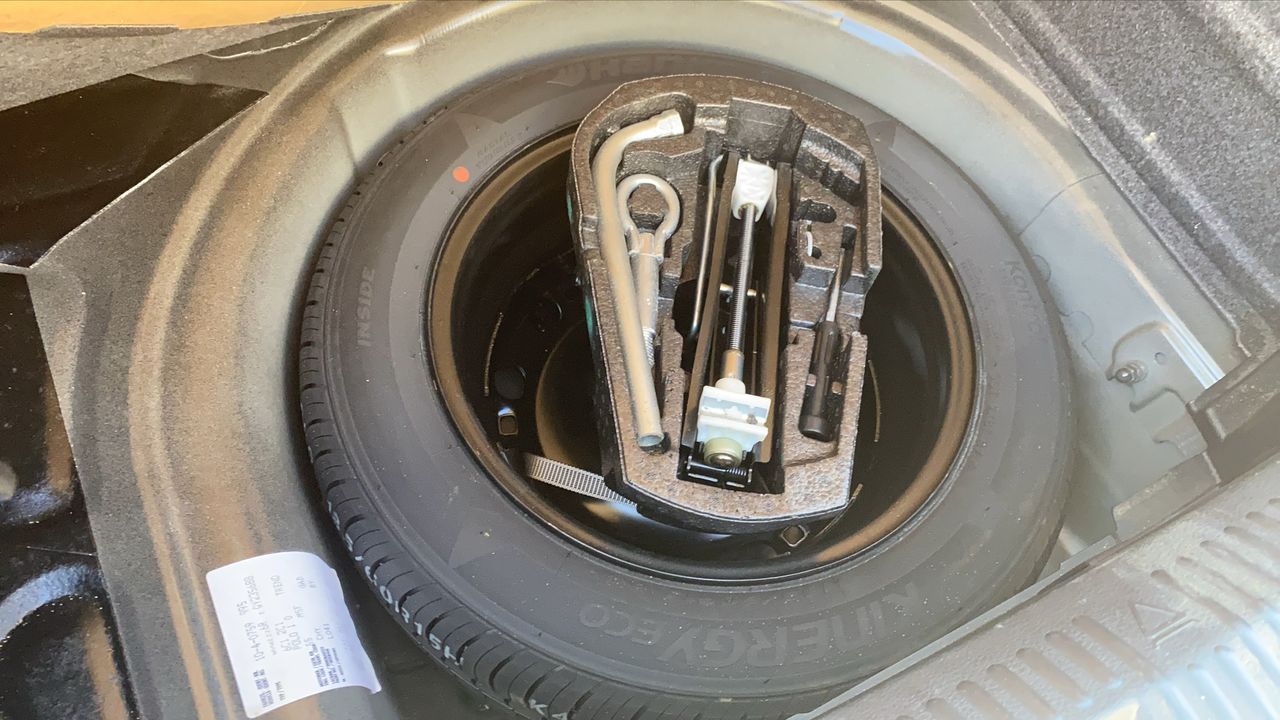 Photo de la roue de secours 1