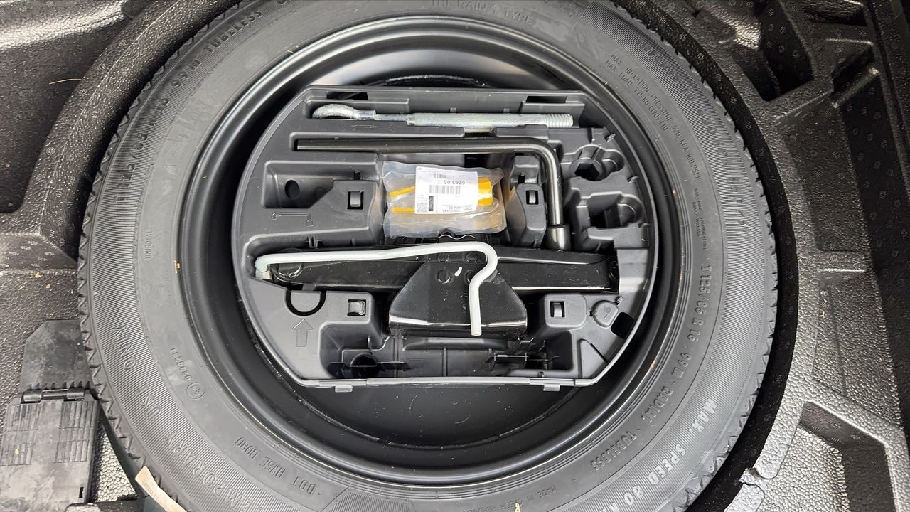Photo de la roue de secours 1