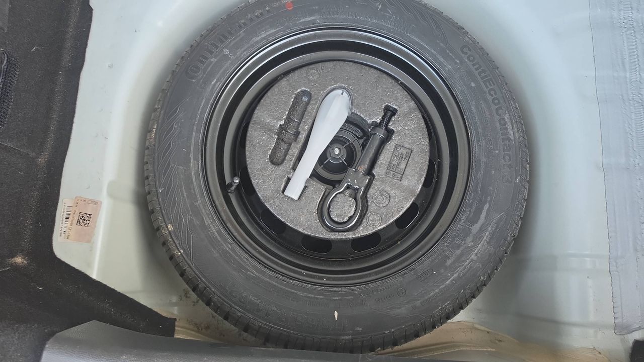 Photo de la roue de secours 1
