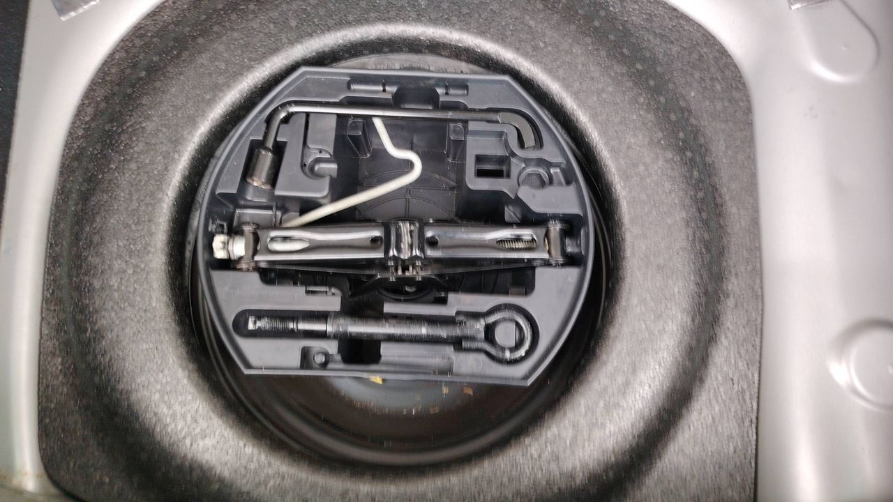 Photo de la roue de secours 1