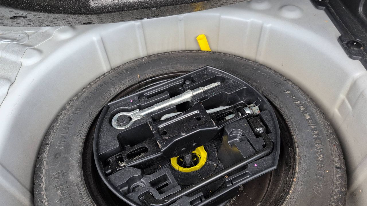Photo de la roue de secours 1