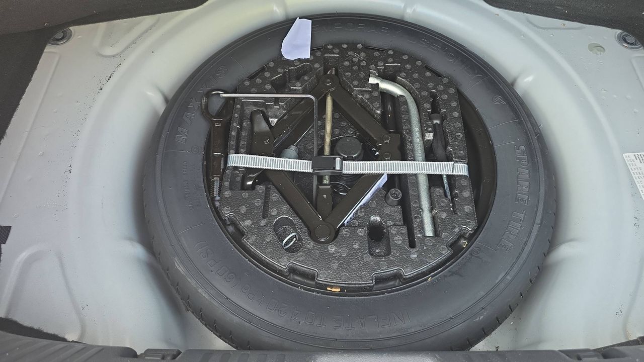 Photo de la roue de secours 1