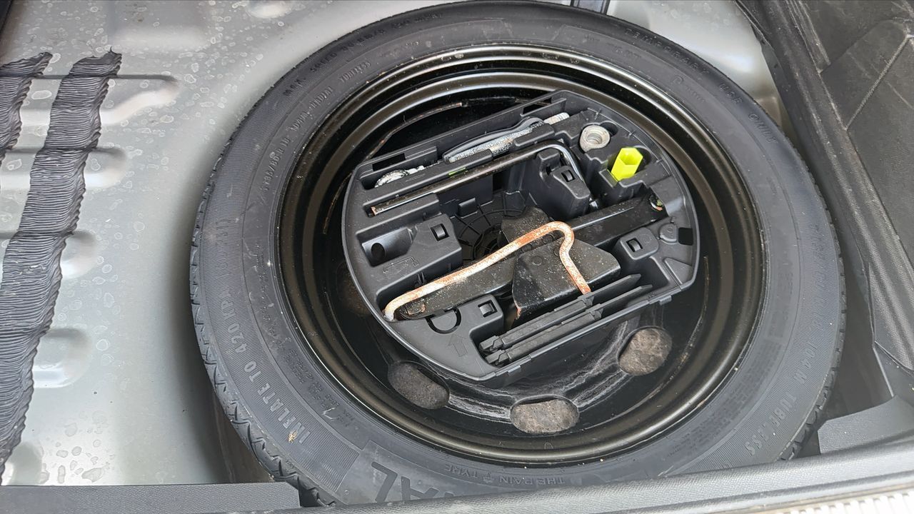 Photo de la roue de secours 1