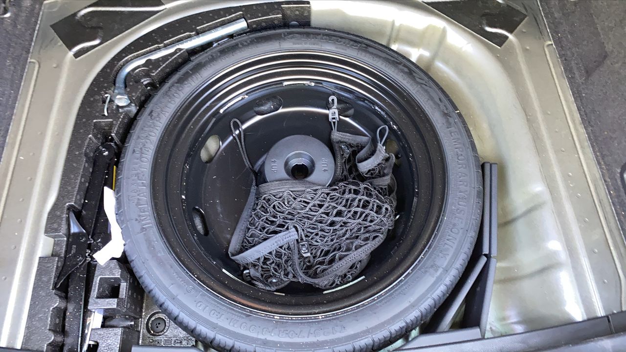 Photo de la roue de secours 1