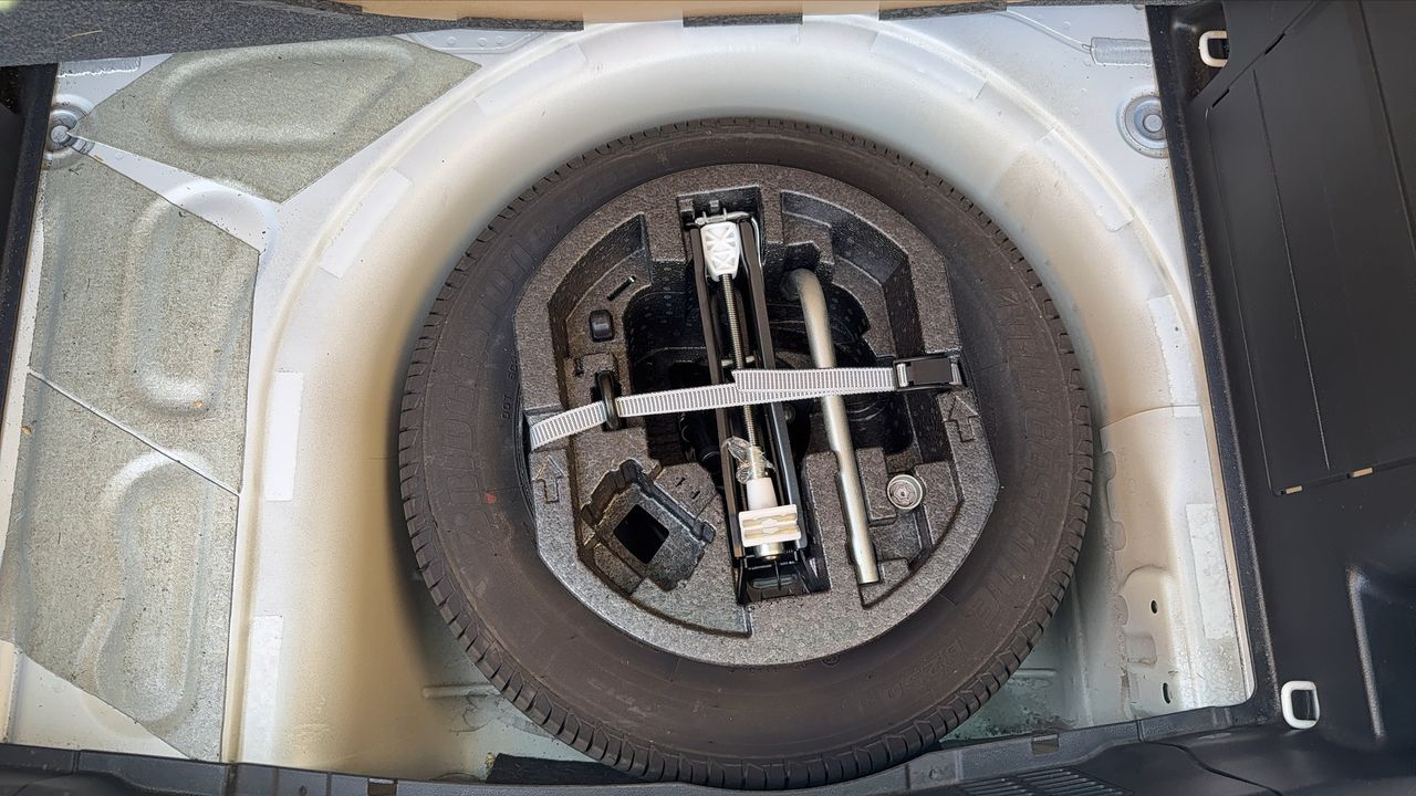 Photo de la roue de secours 1