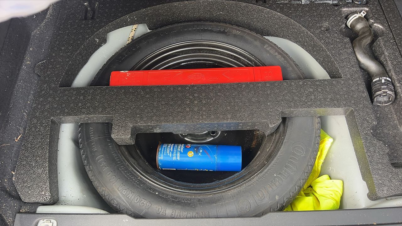 Photo de la roue de secours 1