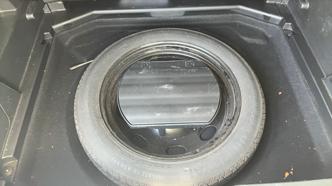 Photo de la roue de secours 1