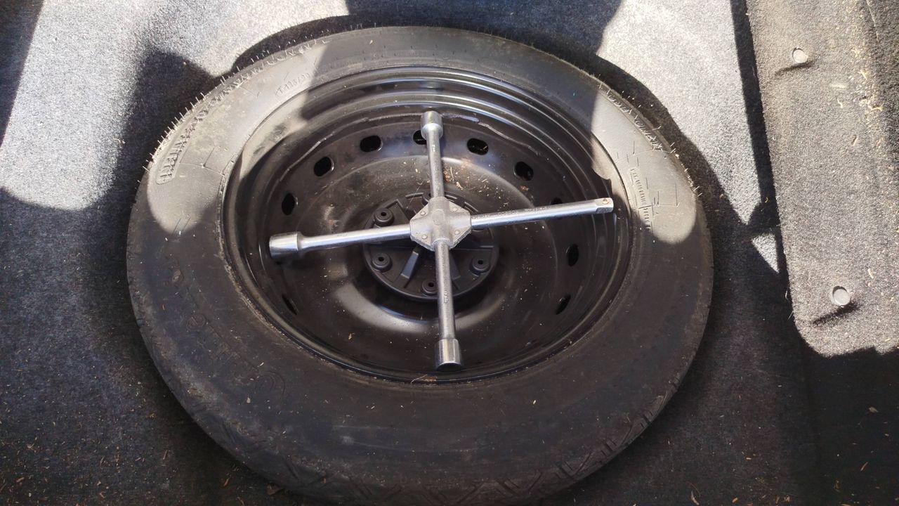 Photo de la roue de secours 1