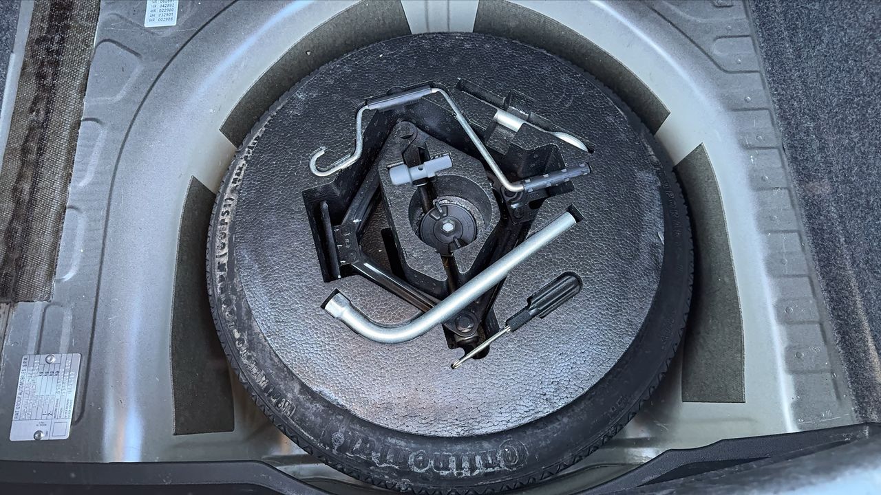 Photo de la roue de secours 1