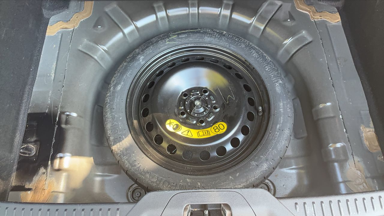 Photo de la roue de secours 1