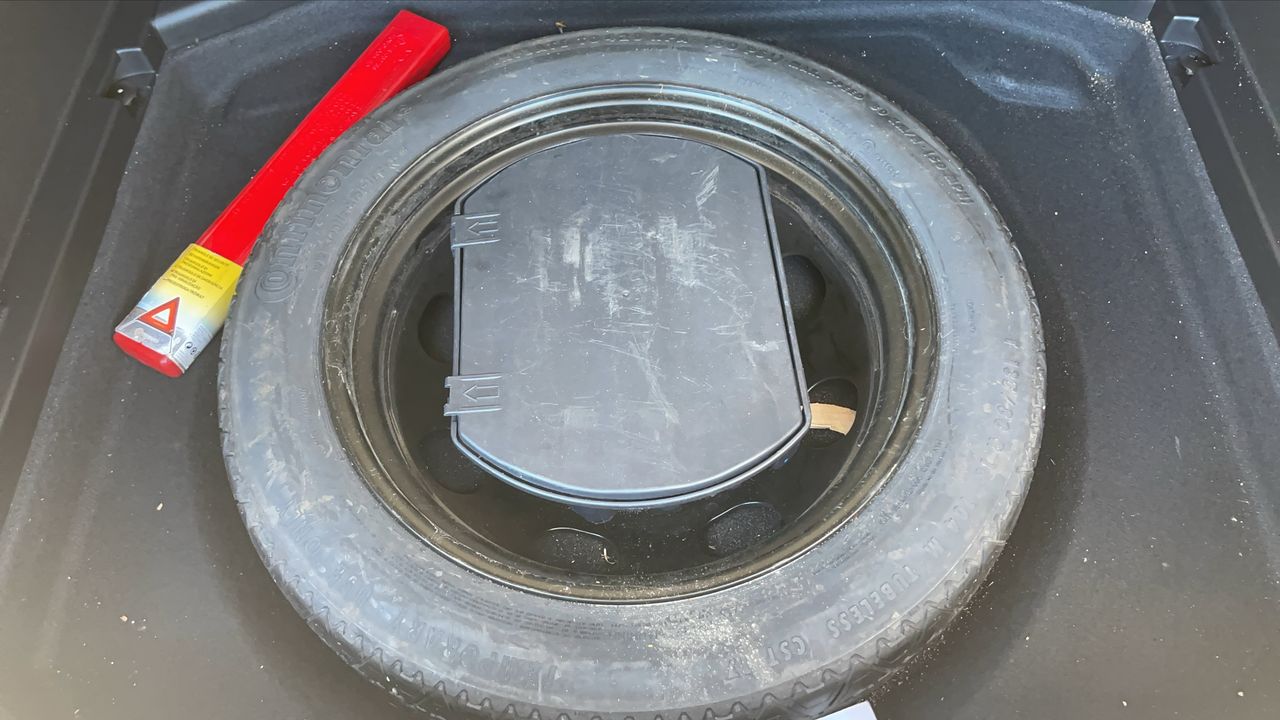 Photo de la roue de secours 1