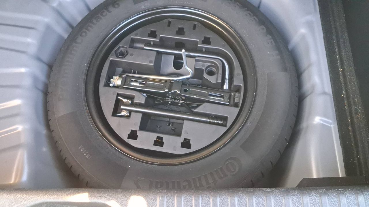 Photo de la roue de secours 1