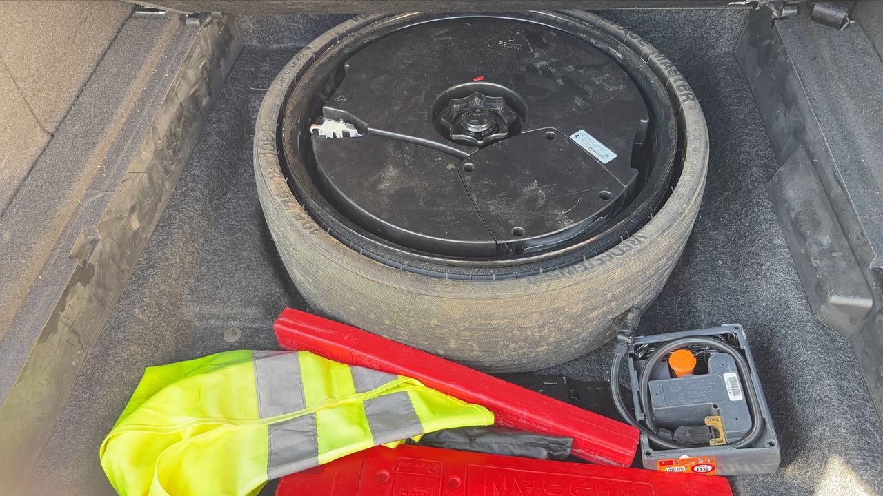 Photo de la roue de secours 1