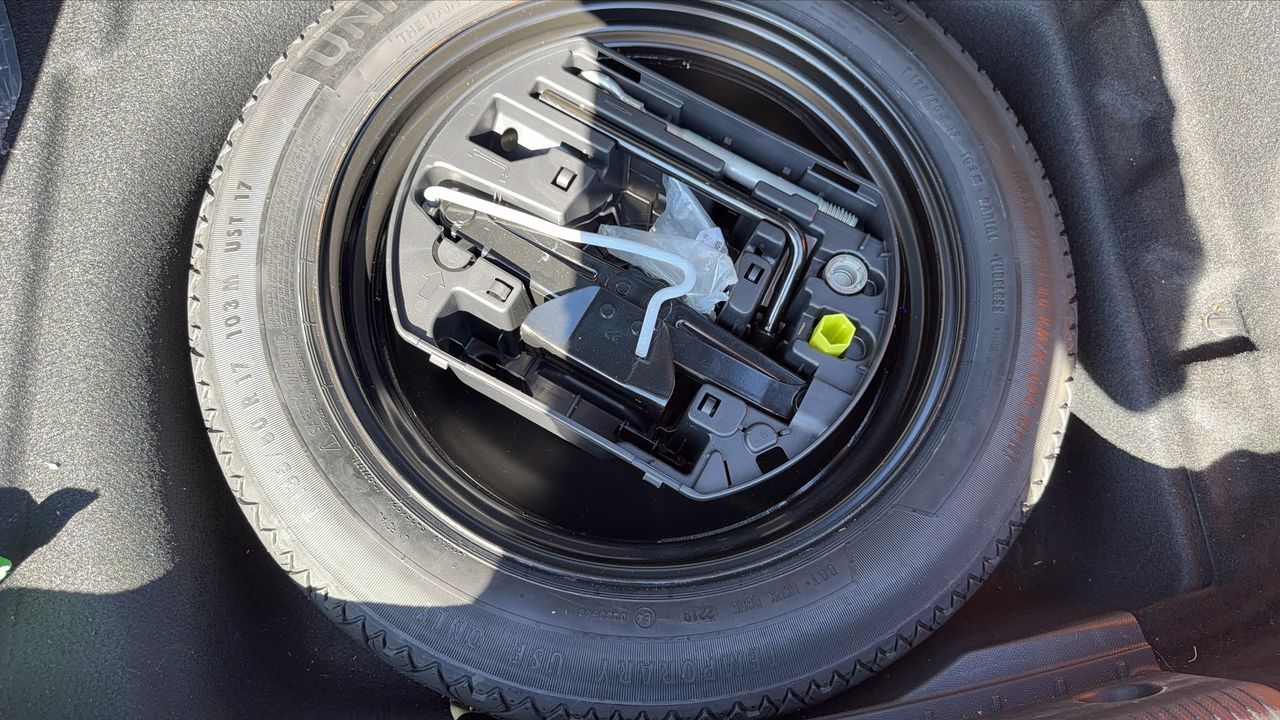 Photo de la roue de secours 1