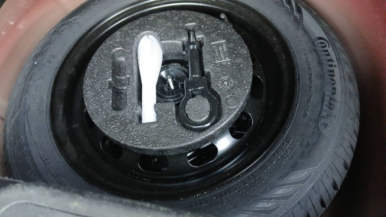 Photo de la roue de secours 1