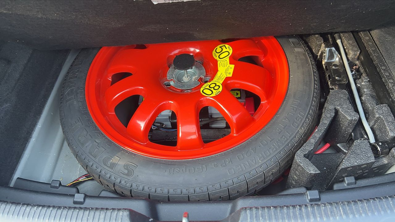 Photo de la roue de secours 1