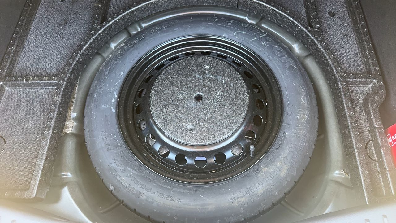 Photo de la roue de secours 1
