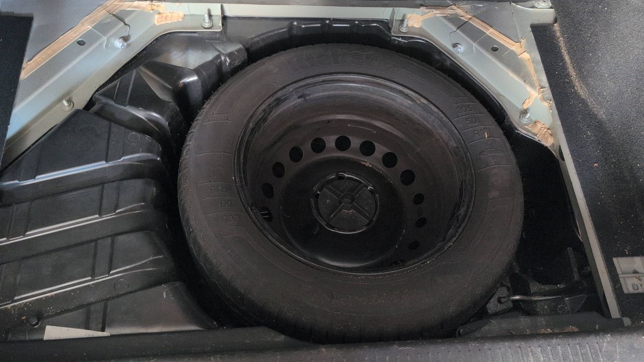 Photo de la roue de secours 1