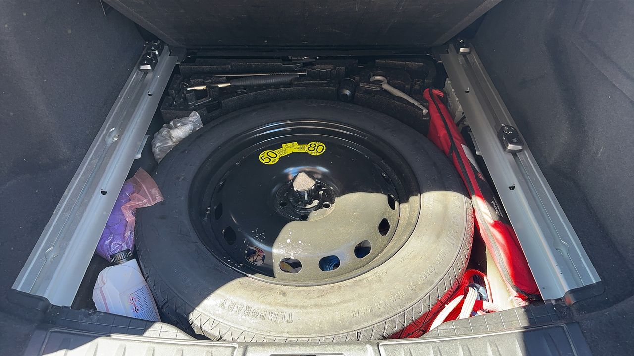 Photo de la roue de secours 1