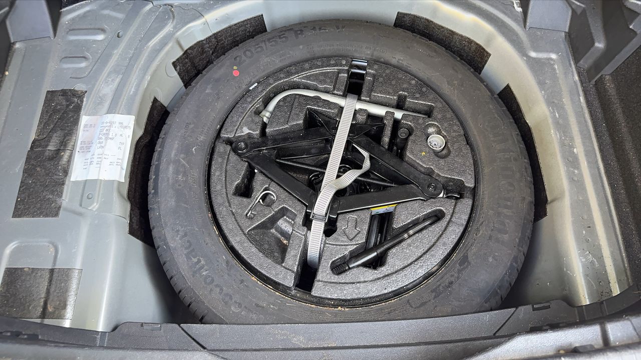 Photo de la roue de secours 1