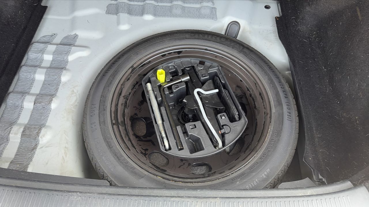 Photo de la roue de secours 1
