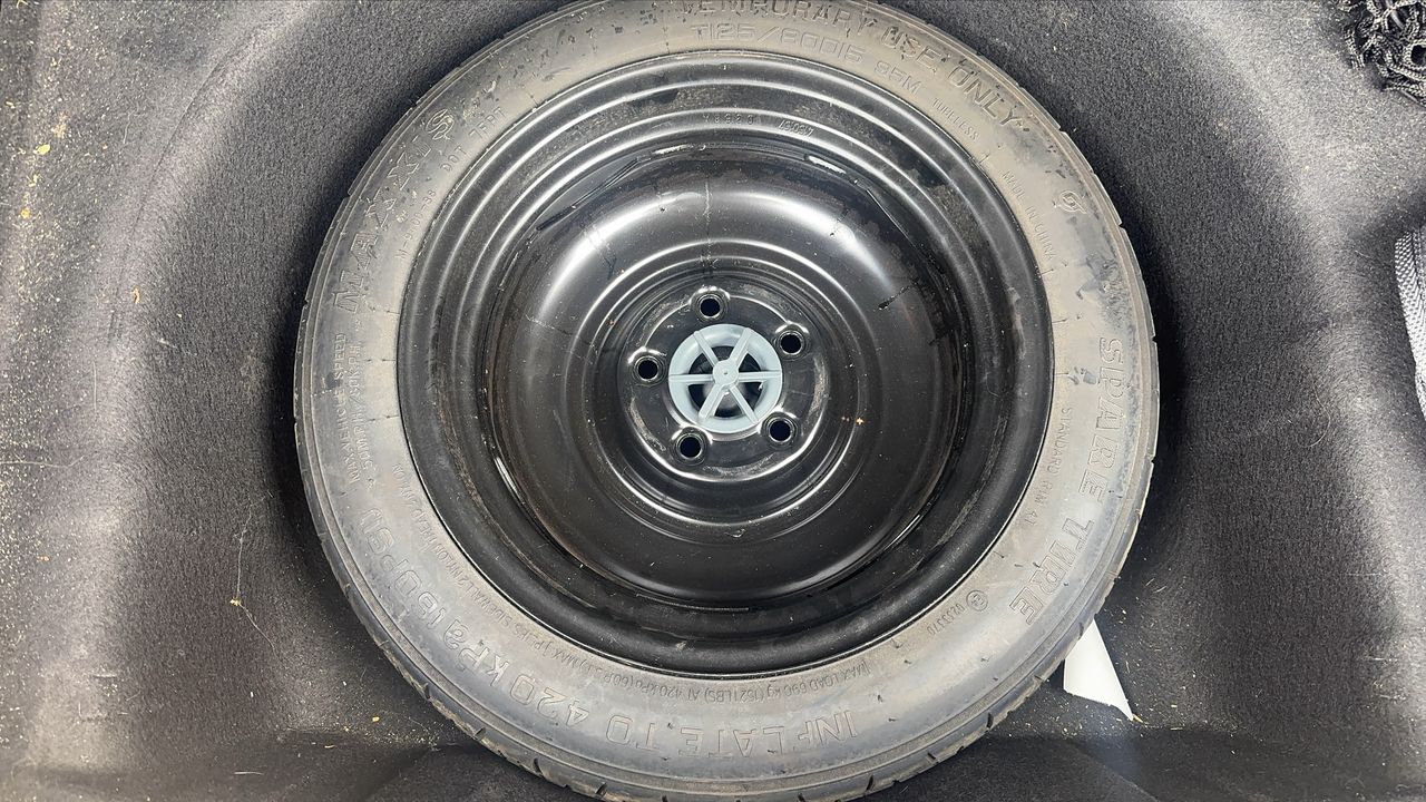Photo de la roue de secours 1