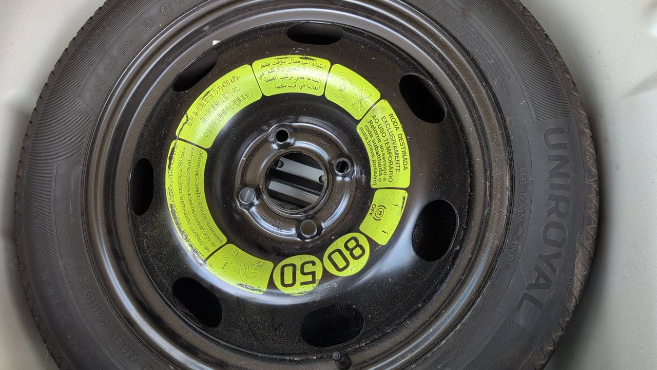Photo de la roue de secours 1