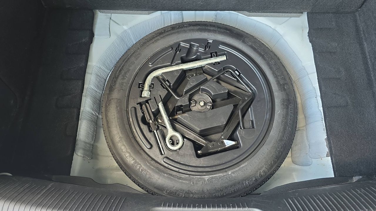 Photo de la roue de secours 1