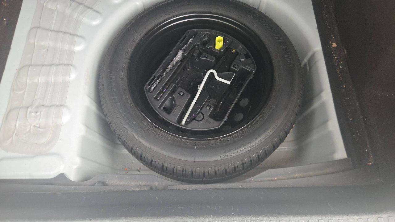 Photo de la roue de secours 1