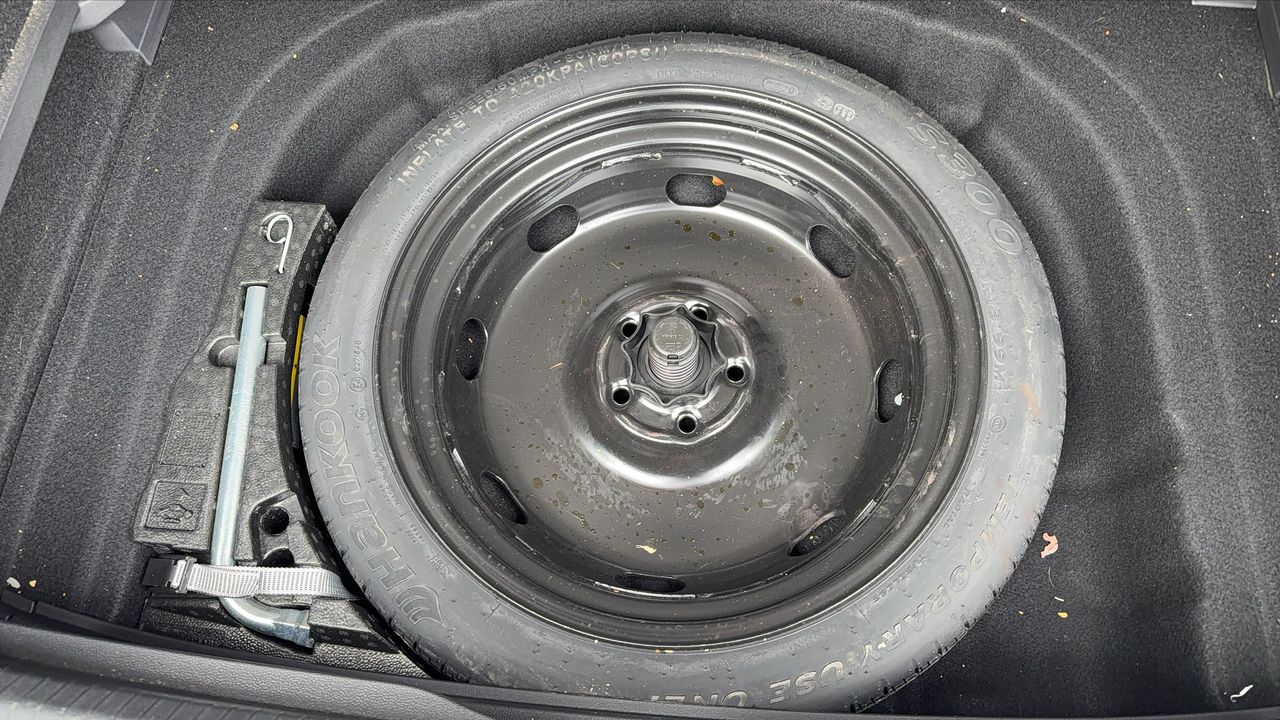 Photo de la roue de secours 1