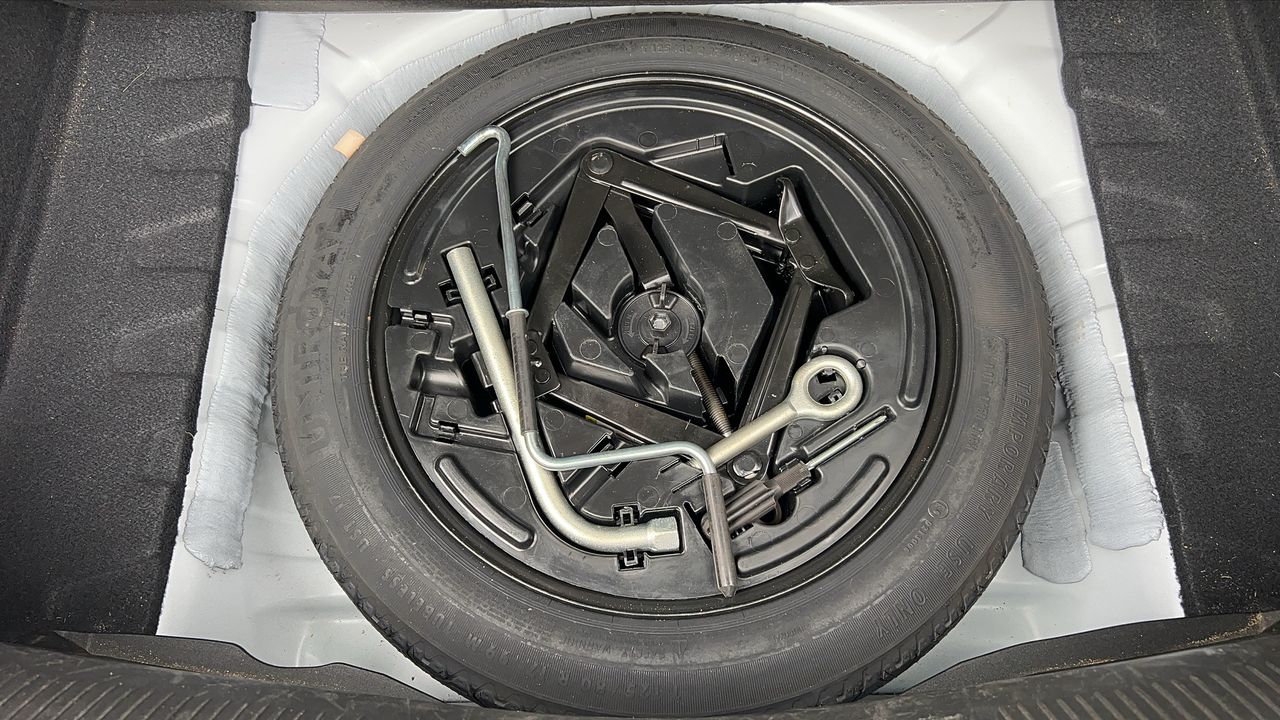 Photo de la roue de secours 1